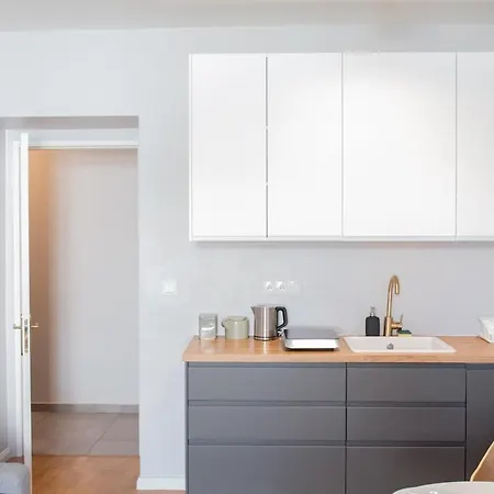 Apartamento In Near Wenceslas Square